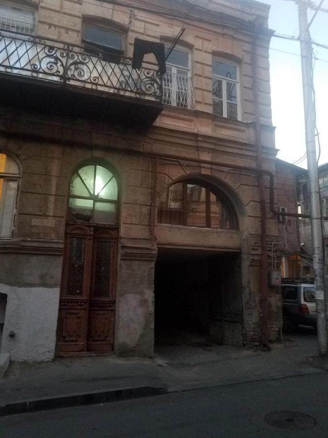 12 Maksim Gorki Street Apartment Tbilisi Exterior photo